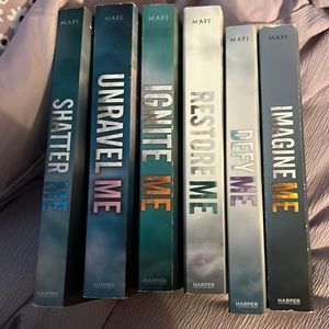 COMPLETE SHATTER ME SERIES